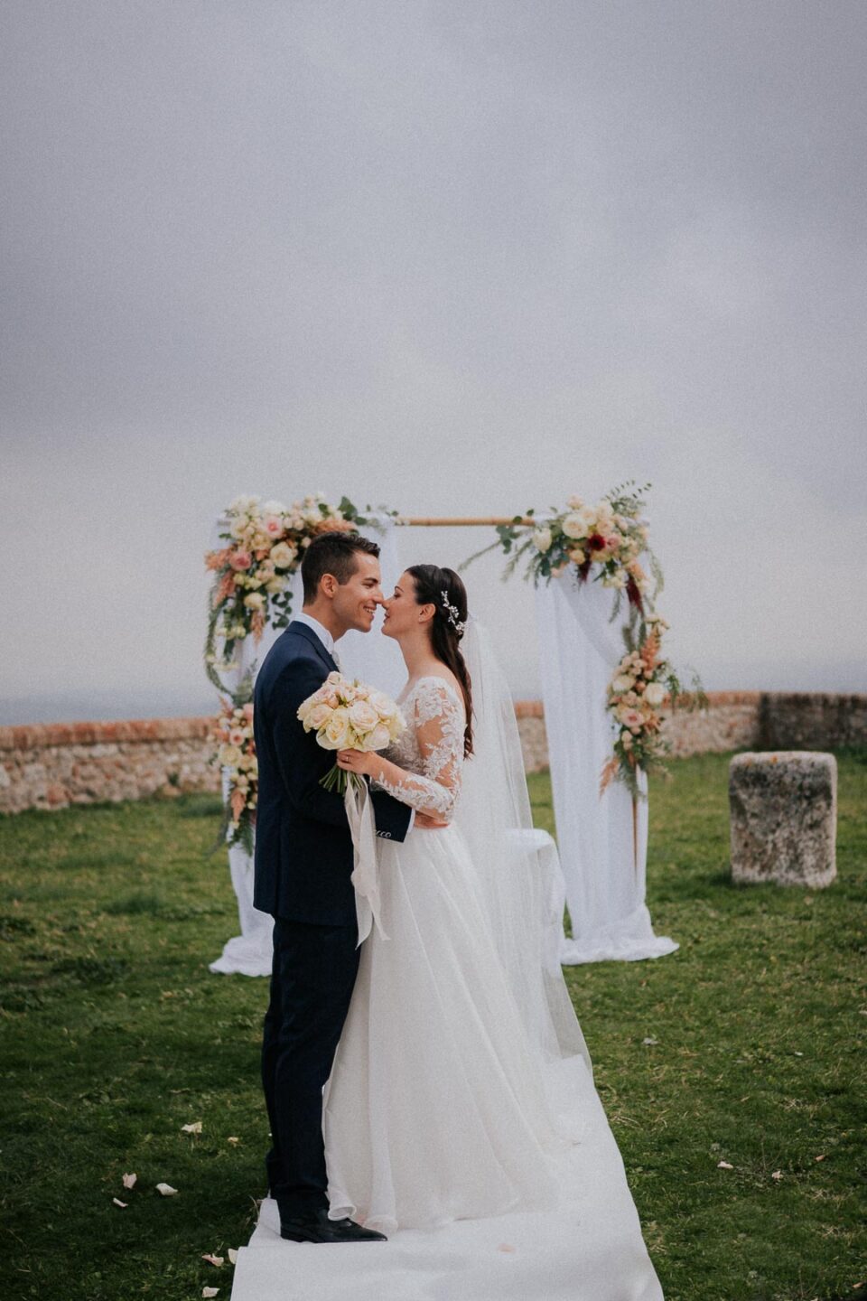 Romeo e Monica - Matteo Fagiolino fotografo matrimonio Verucchio Rimini Villa Malatesta