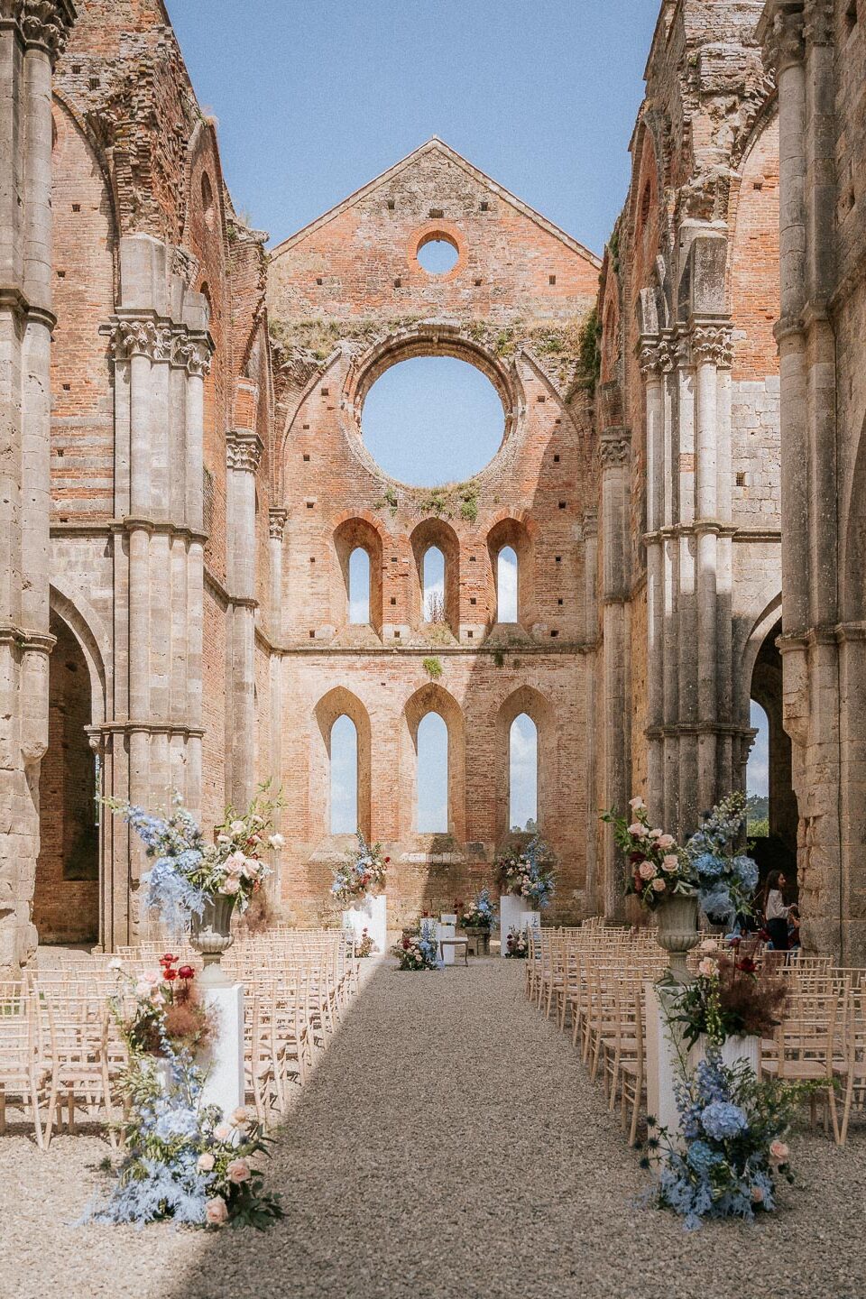 Francesco e Lucia - Destination Wedding Photograher Tuscanuy Abbazia San Galgano - Matteo Fagiolino