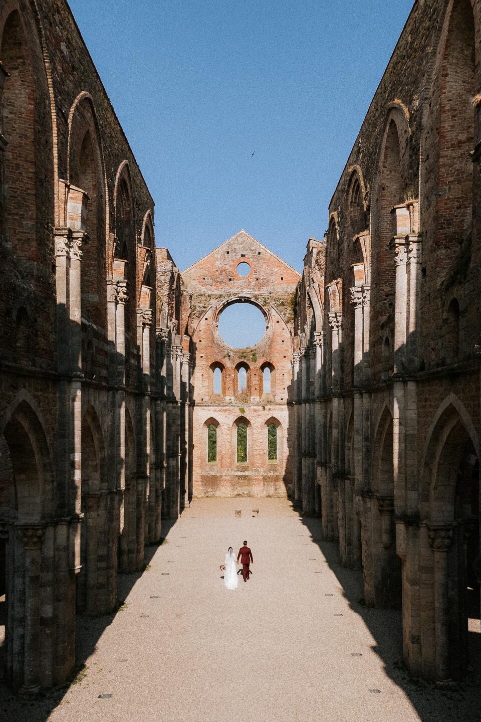 Francesco e Lucia - Destination Wedding Photograher Tuscanuy Abbazia San Galgano - Matteo Fagiolino