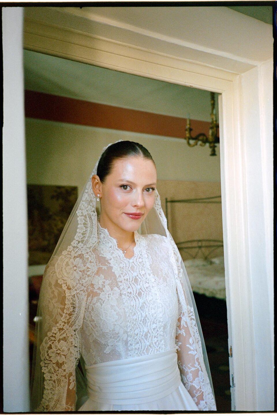 Pauline and Arthur - Destination Wedding photographer Tuscany Villa di Maiano Film Photography 35mm - Matteo Fagiolino