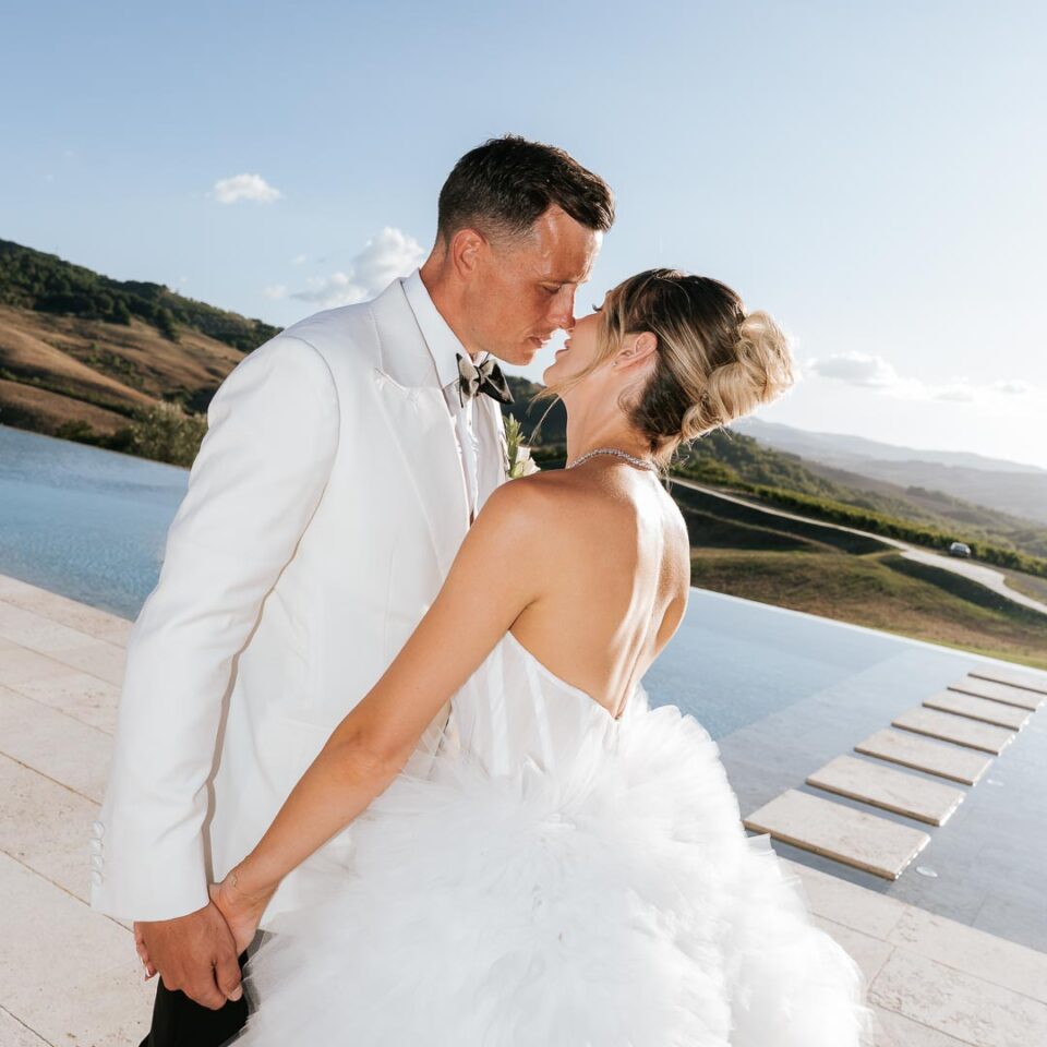 Rebecca and Jack - Destination wedding photographer Tuscany Podere Tesoro - Matteo Fagiolino